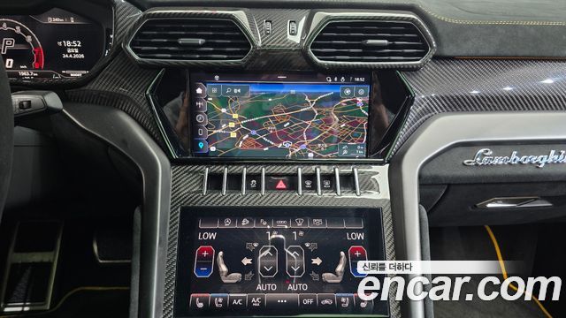 LAMBORGHINI Urus 4.0 V8 퍼포만테 2024 - photo 13 - Import Corée du Sud | International Cars