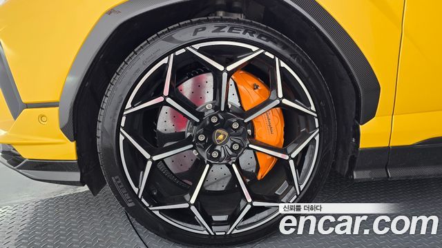 LAMBORGHINI Urus 4.0 V8 퍼포만테 2024 - photo 5 - Import Corée du Sud | International Cars