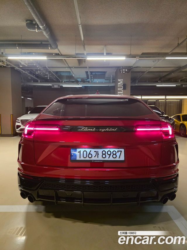 LAMBORGHINI Urus 4.0 V8 2022 - photo 4 - Import Corée du Sud | International Cars