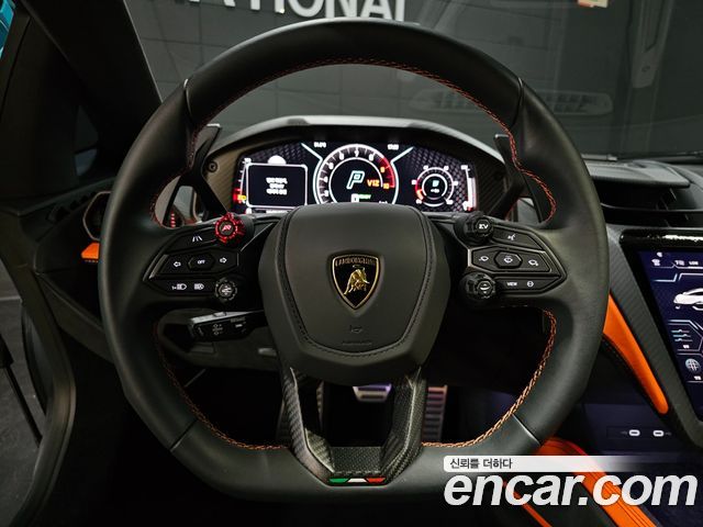 LAMBORGHINI Revuelto 6.5 V12 2025 - photo 12 - Import Corée du Sud | International Cars