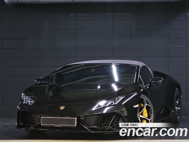 LAMBORGHINI Huracán LP640-4 EVO Spyder 2021
