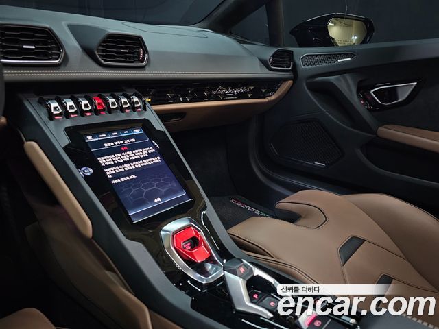 LAMBORGHINI Huracán LP640-4 EVO Spyder 2021 - photo 15 - Import Corée du Sud | International Cars