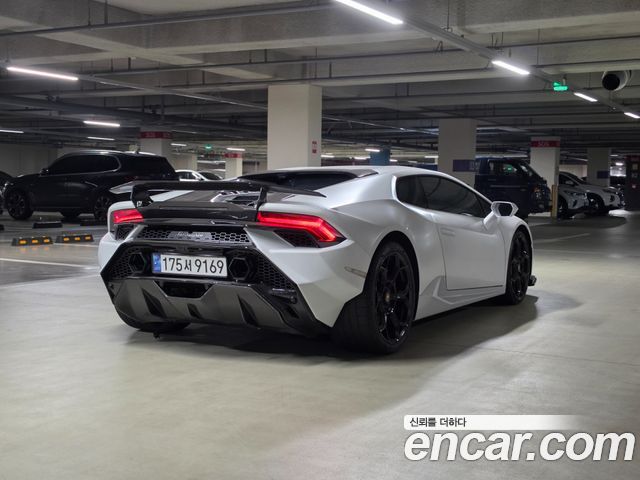 LAMBORGHINI Huracán LP610-4 2016 - photo 4 - Import Corée du Sud | International Cars