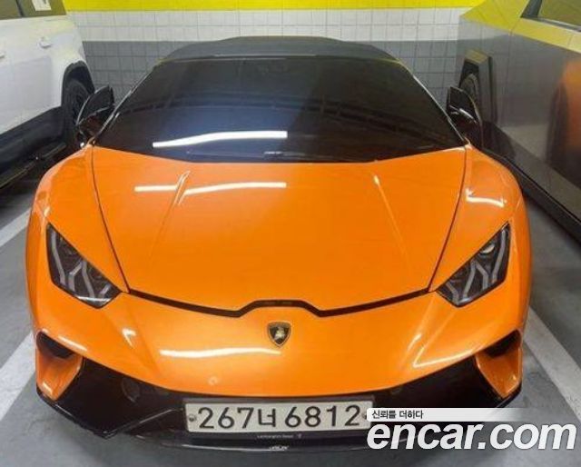 LAMBORGHINI Huracán LP640-4 Spyder 퍼포만테 2019 - photo 11 - Import Corée du Sud | International Cars