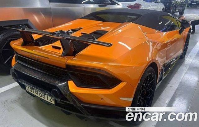 LAMBORGHINI Huracán LP640-4 Spyder 퍼포만테 2019 - photo 3 - Import Corée du Sud | International Cars