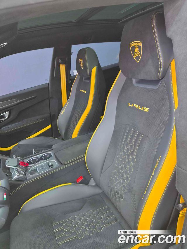 LAMBORGHINI Urus 4.0 V8 퍼포만테 2024 - photo 9 - Import Corée du Sud | International Cars