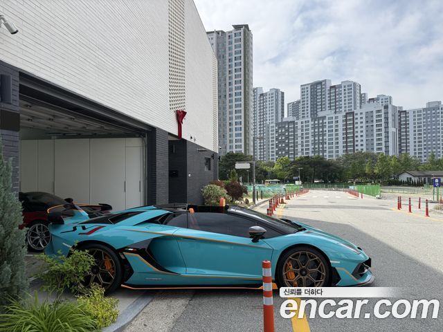 LAMBORGHINI Aventador LP770-4 SVJ Roadster 2020 - photo 21 - Import Corée du Sud | International Cars