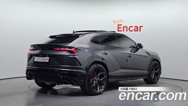 LAMBORGHINI Urus 4.0 V8 2019 - photo 2 - Import Corée du Sud | International Cars