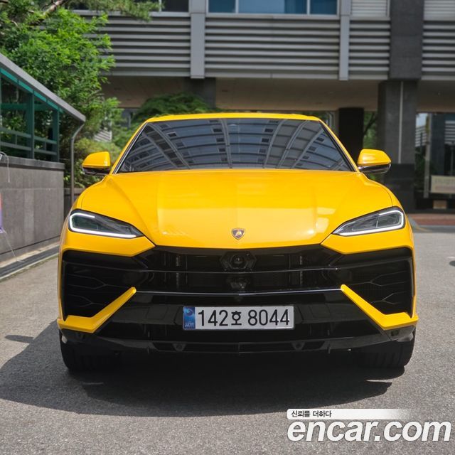 LAMBORGHINI Urus 4.0 V8 SE 2025 - photo 3 - Import Corée du Sud | International Cars
