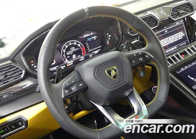 LAMBORGHINI Urus 4.0 V8 S 2024 - photo 13 - Import Corée du Sud | International Cars