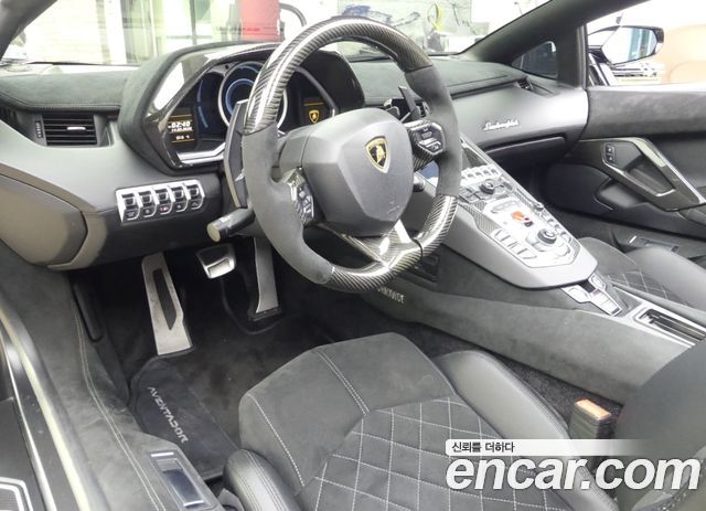LAMBORGHINI Aventador LP700-4 Roadster 2015 - photo 7 - Import Corée du Sud | International Cars