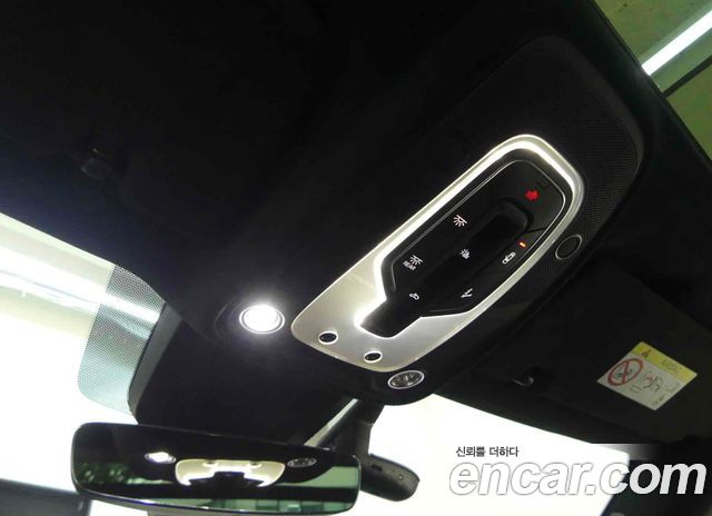 LAMBORGHINI Urus 4.0 V8 퍼포만테 2024 - photo 15 - Import Corée du Sud | International Cars
