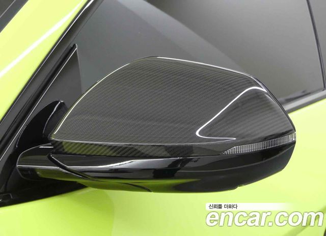 LAMBORGHINI Urus 4.0 V8 퍼포만테 2024 - photo 19 - Import Corée du Sud | International Cars