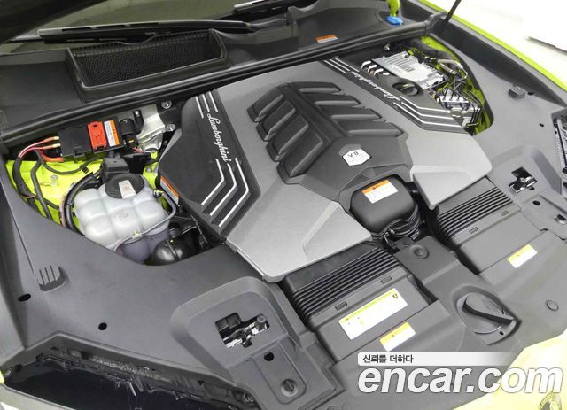 LAMBORGHINI Urus 4.0 V8 퍼포만테 2024 - photo 5 - Import Corée du Sud | International Cars