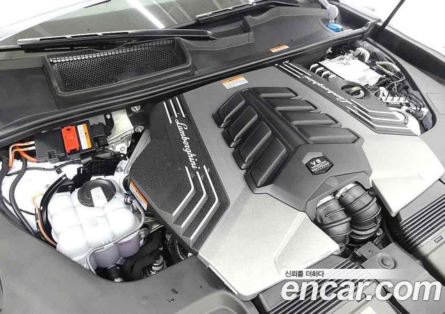 LAMBORGHINI Urus 4.0 V8 SE 2025 - photo 5 - Import Corée du Sud | International Cars