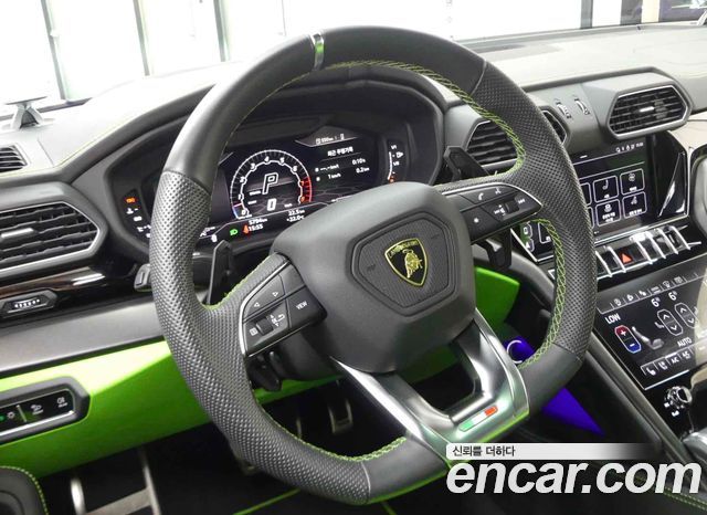 LAMBORGHINI Urus 4.0 V8 2022 - photo 17 - Import Corée du Sud | International Cars