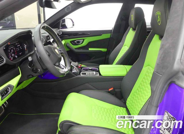 LAMBORGHINI Urus 4.0 V8 2022 - photo 8 - Import Corée du Sud | International Cars