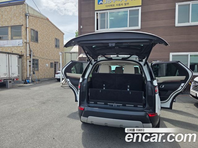 LAND ROVER Discovery 5 3.0 SD6 HSE 2020 - photo 15 - Import Corée du Sud | International Cars