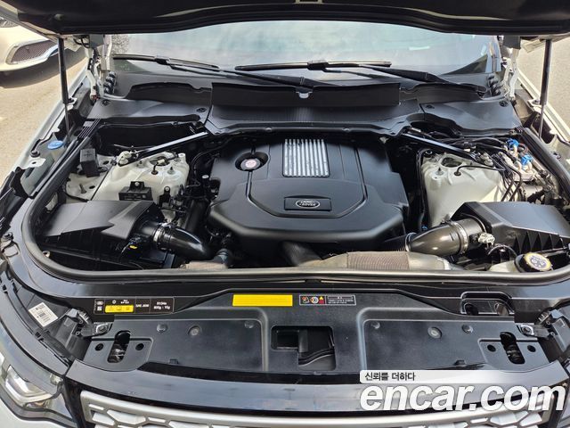 LAND ROVER Discovery 5 3.0 SD6 HSE 2020 - photo 6 - Import Corée du Sud | International Cars