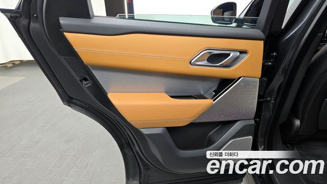 LAND ROVER Range Rover Velar 3.0 P400 R-Dynamic HSE 2022 - photo 15 - Import Corée du Sud | International Cars