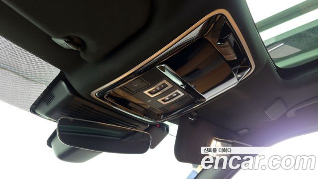 LAND ROVER Range Rover Velar 3.0 P400 R-Dynamic HSE 2022 - photo 27 - Import Corée du Sud | International Cars