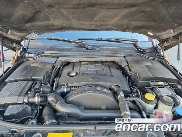 LAND ROVER Discovery 4 3.0 TDV6 HSE 2016 - photo 10 - Import Corée du Sud | International Cars