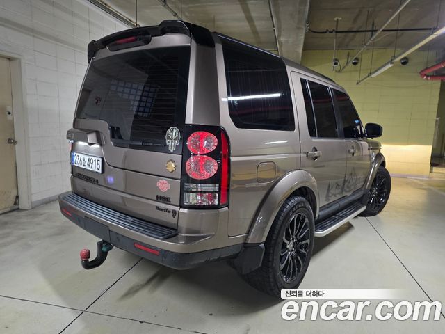 LAND ROVER Discovery 4 3.0 TDV6 HSE 2016 - photo 3 - Import Corée du Sud | International Cars