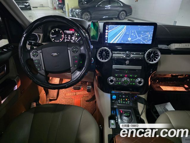 LAND ROVER Discovery 4 3.0 TDV6 HSE 2016 - photo 6 - Import Corée du Sud | International Cars
