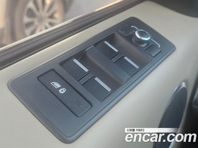 LAND ROVER Range Rover Sport 2세대 3.0 SDV6 AB Dynamic 2015 - photo 14 - Import Corée du Sud | International Cars
