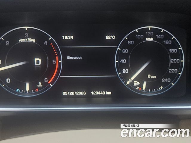 LAND ROVER Range Rover Sport 2세대 3.0 SDV6 AB Dynamic 2015 - photo 15 - Import Corée du Sud | International Cars