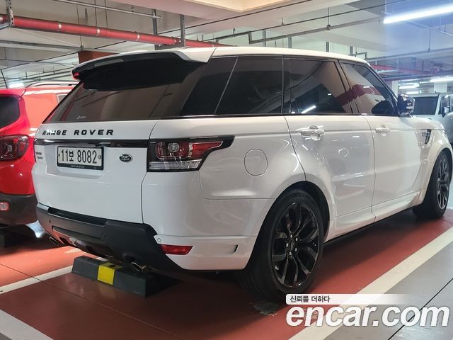 LAND ROVER Range Rover Sport 2세대 3.0 SDV6 AB Dynamic 2015 - photo 2 - Import Corée du Sud | International Cars