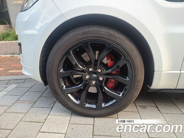 LAND ROVER Range Rover Sport 2세대 3.0 SDV6 AB Dynamic 2015 - photo 5 - Import Corée du Sud | International Cars