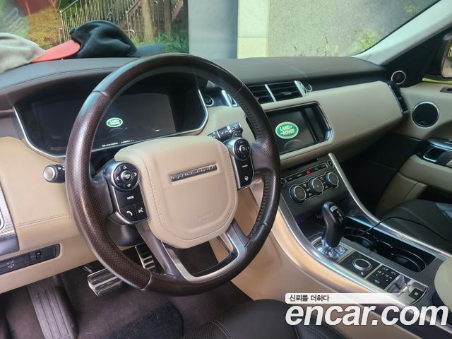LAND ROVER Range Rover Sport 2세대 3.0 SDV6 AB Dynamic 2015 - photo 7 - Import Corée du Sud | International Cars