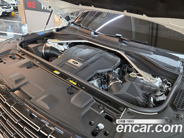 LAND ROVER Range Rover 5세대 P530 AB LWB 2023 - photo 10 - Import Corée du Sud | International Cars
