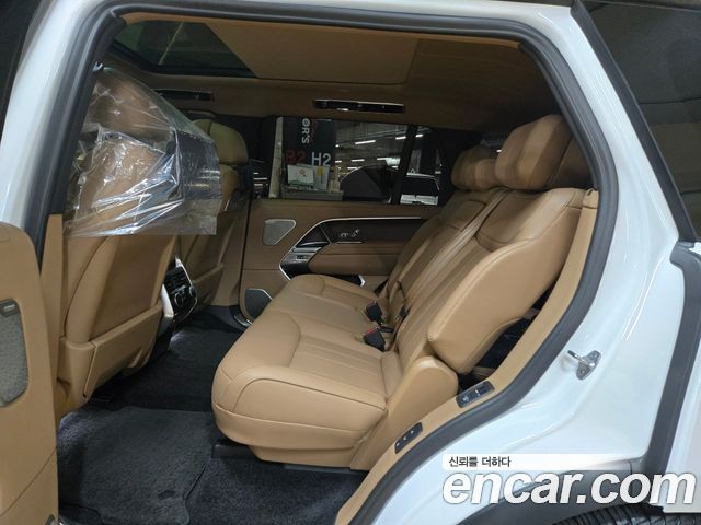 LAND ROVER Range Rover 5세대 P530 AB LWB 2023 - photo 12 - Import Corée du Sud | International Cars