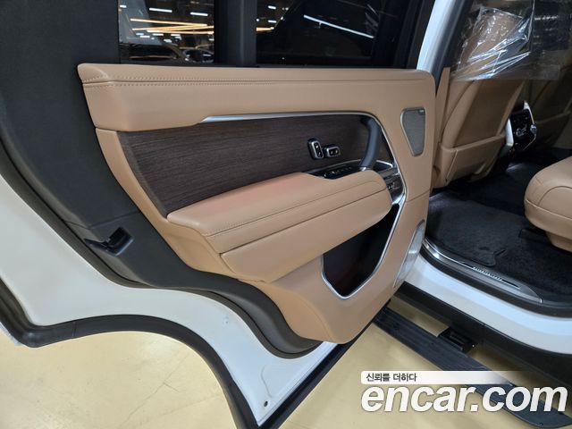 LAND ROVER Range Rover 5세대 P530 AB LWB 2023 - photo 15 - Import Corée du Sud | International Cars