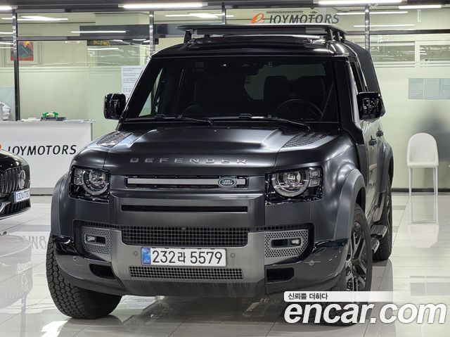 LAND ROVER Defender (L663) 130 P400 아웃바운드 2025 - photo 25 - Import Corée du Sud | International Cars