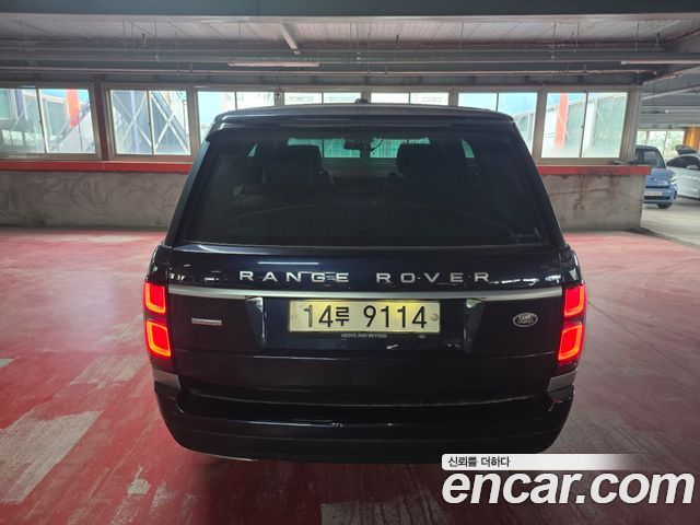 LAND ROVER Range Rover 4세대 4.4 SDV8 Vogue SE 디젤 2015 - photo 4 - Import Corée du Sud | International Cars