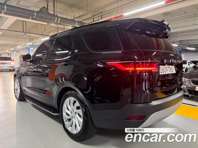 LAND ROVER Discovery 5 2.0 P300 S 2025 - photo 3 - Import Corée du Sud | International Cars