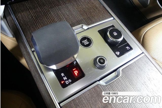 LAND ROVER Range Rover 5세대 P530 AB LWB 2023 - photo 12 - Import Corée du Sud | International Cars
