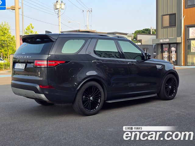 LAND ROVER Discovery 5 3.0 TD6 HSE Luxury 2018 - photo 2 - Import Corée du Sud | International Cars