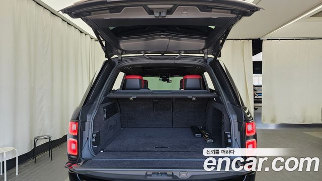LAND ROVER Range Rover 4세대 5.0 SC AB LWB 2019 - photo 26 - Import Corée du Sud | International Cars