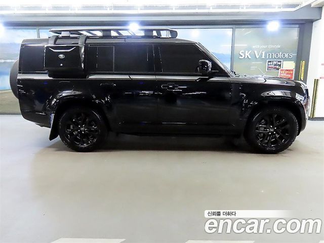 LAND ROVER Defender (L663) 130 P400 아웃바운드 2025 - photo 3 - Import Corée du Sud | International Cars