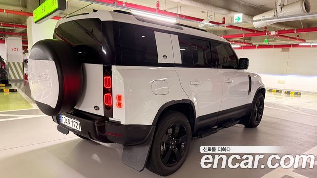 LAND ROVER Defender (L663) 110 D300 HSE 2023 - photo 3 - Import Corée du Sud | International Cars