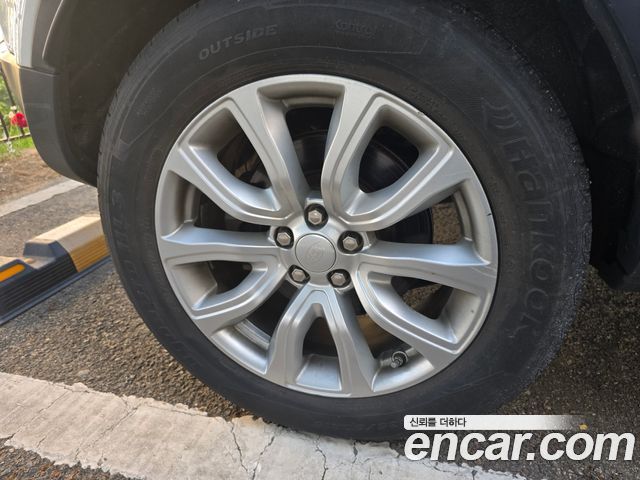 LAND ROVER Range Rover Evoque 2.0 TD4 SE 2018 - photo 5 - Import Corée du Sud | International Cars