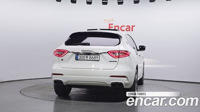 MASERATI Levante 3.0 AWD 그란루쏘 2017 - photo 4 - Import Corée du Sud | International Cars
