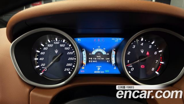 MASERATI Ghibli 3.0 2021 - photo 8 - Import Corée du Sud | International Cars