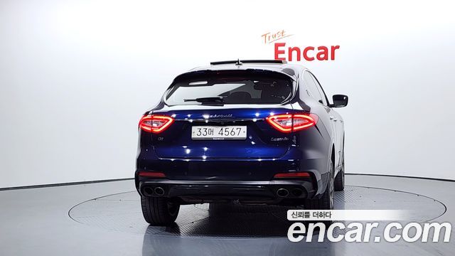 MASERATI Levante 3.0 AWD 그란Sport 2019 - photo 4 - Import Corée du Sud | International Cars