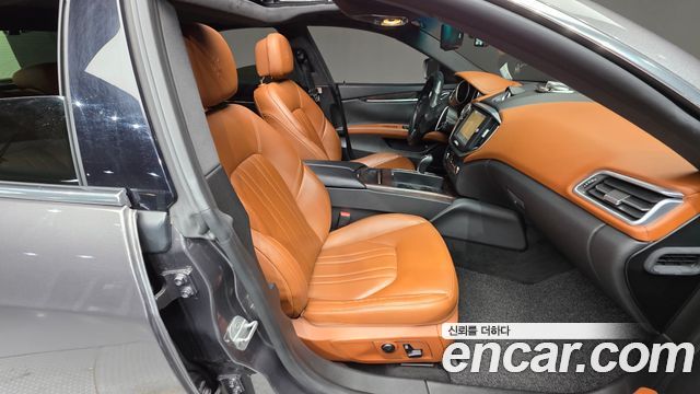 MASERATI Ghibli 3.0 2015 - photo 10 - Import Corée du Sud | International Cars
