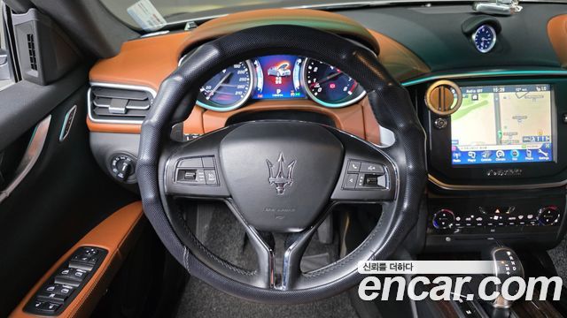 MASERATI Ghibli 3.0 2015 - photo 14 - Import Corée du Sud | International Cars